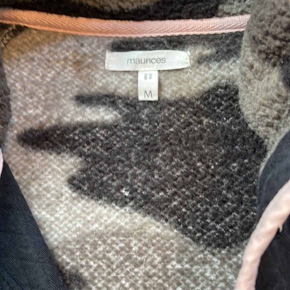 Maurice’s fleece pullover - Picture 2 of 2